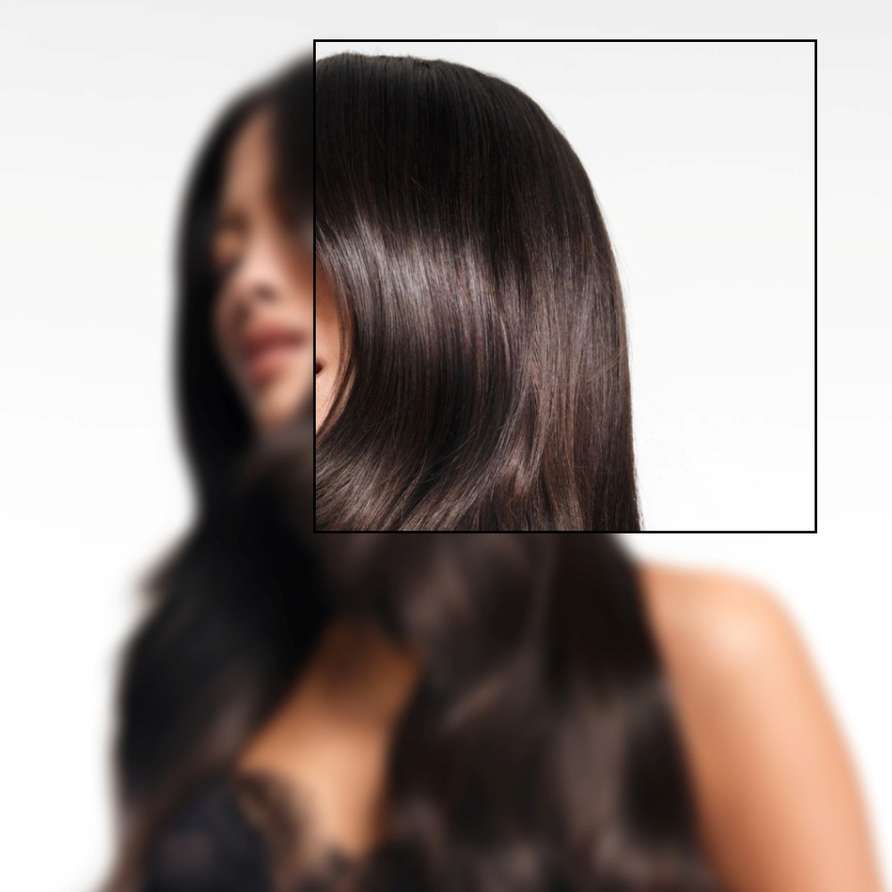 Emily Ratajkowski headshot for haircare diagnostic quiz