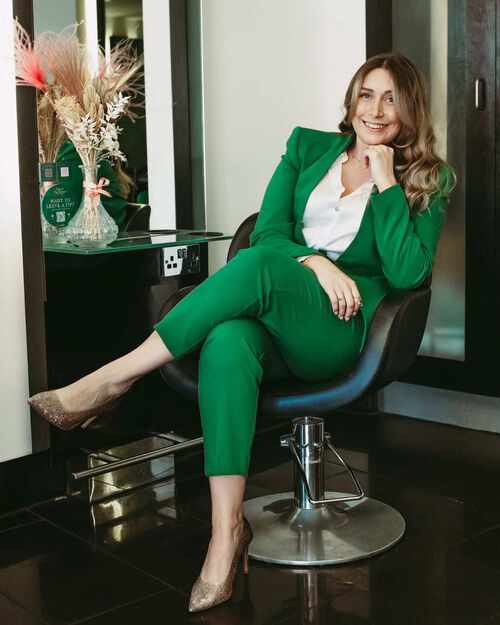 Alt text: Kérastase Care Coach Leona Loosely in her salon, the Hair & The Hound